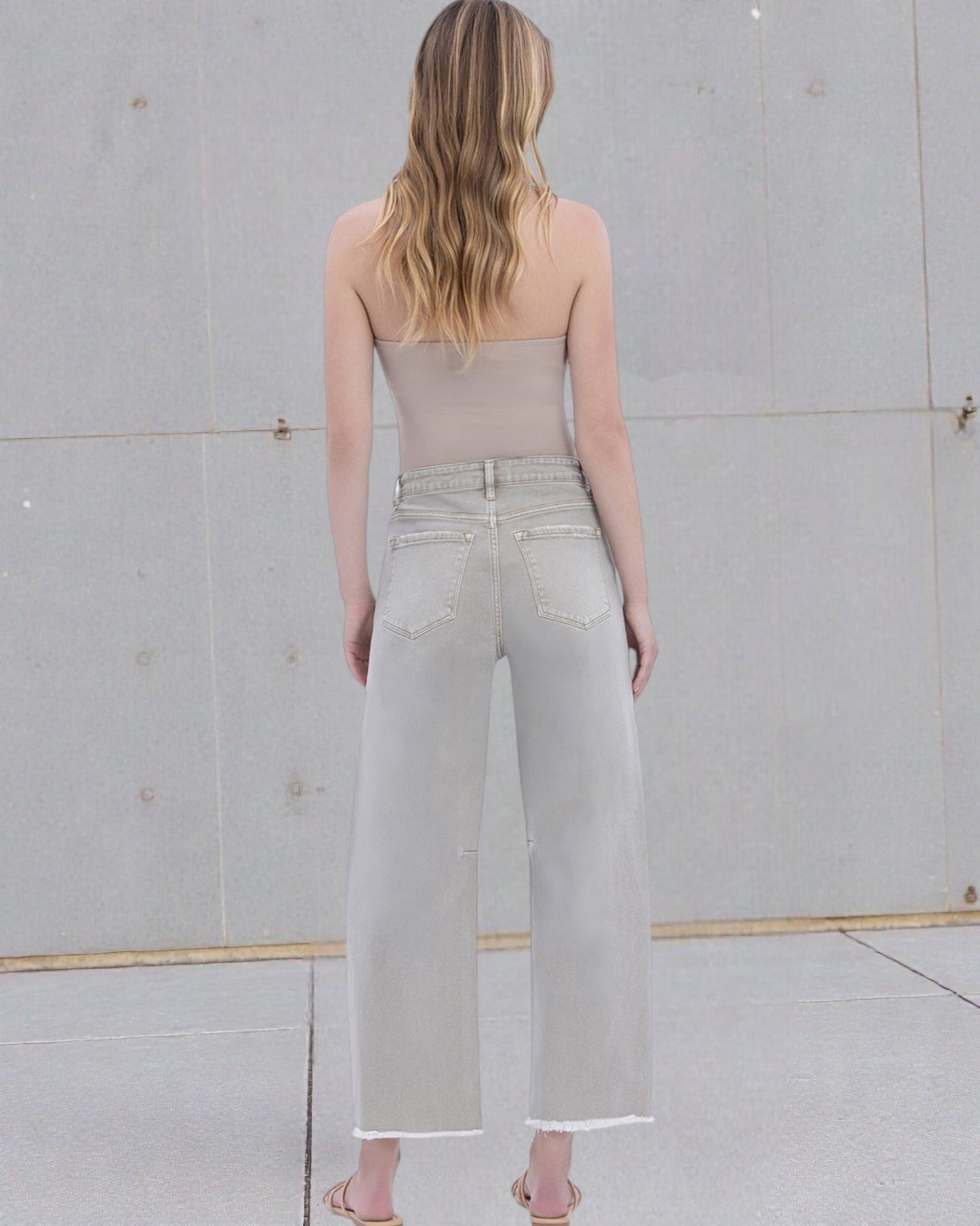 'Cinder' Barrel Jeans