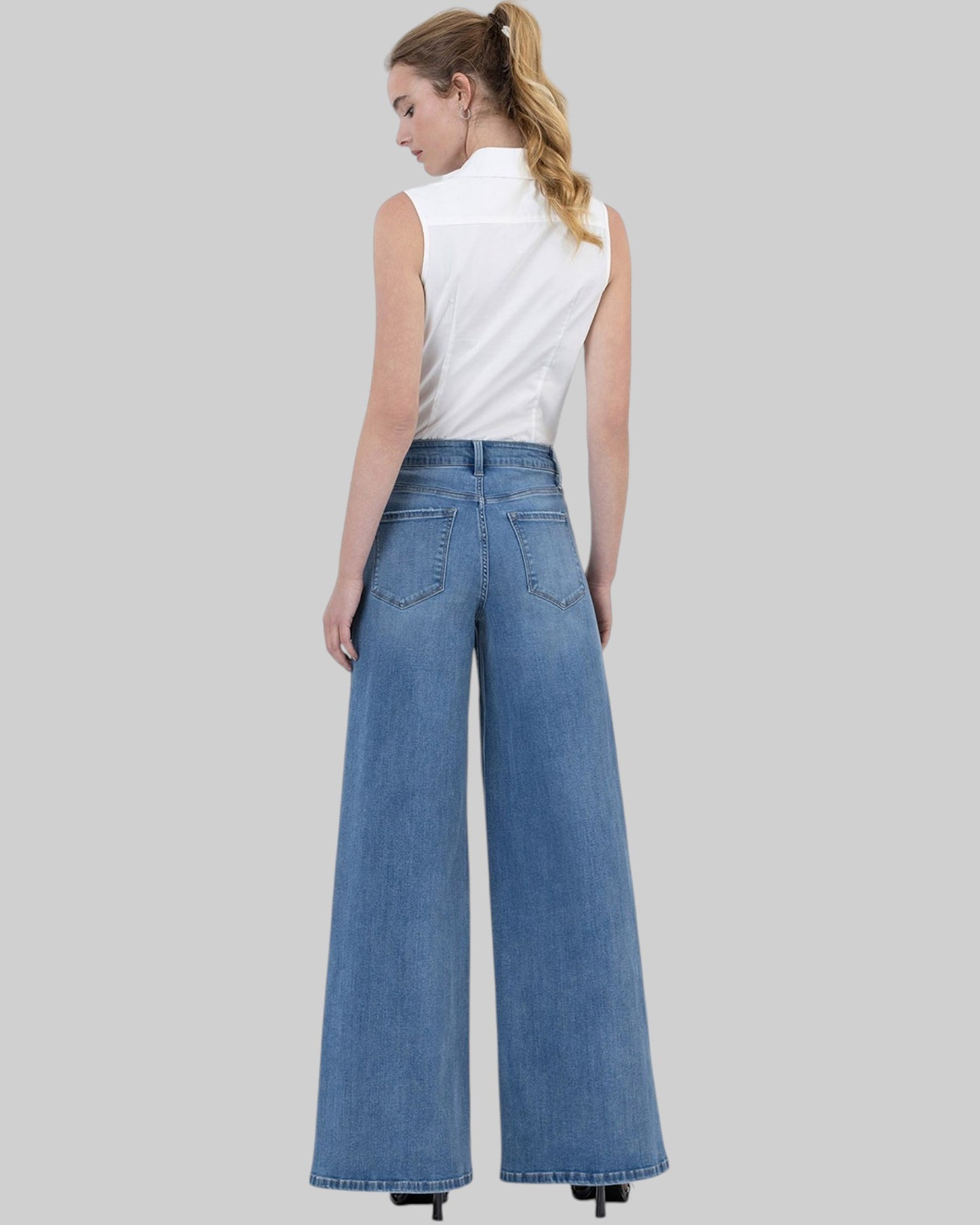 'Trivia Time' Jeans