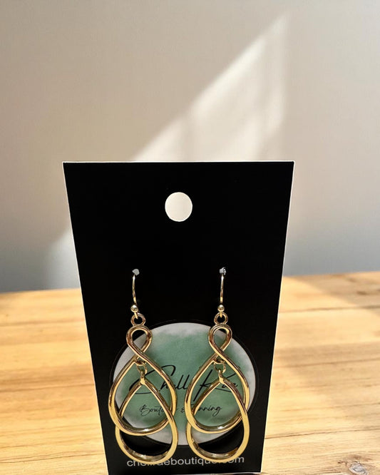 'Elegant Appeal' Earrings