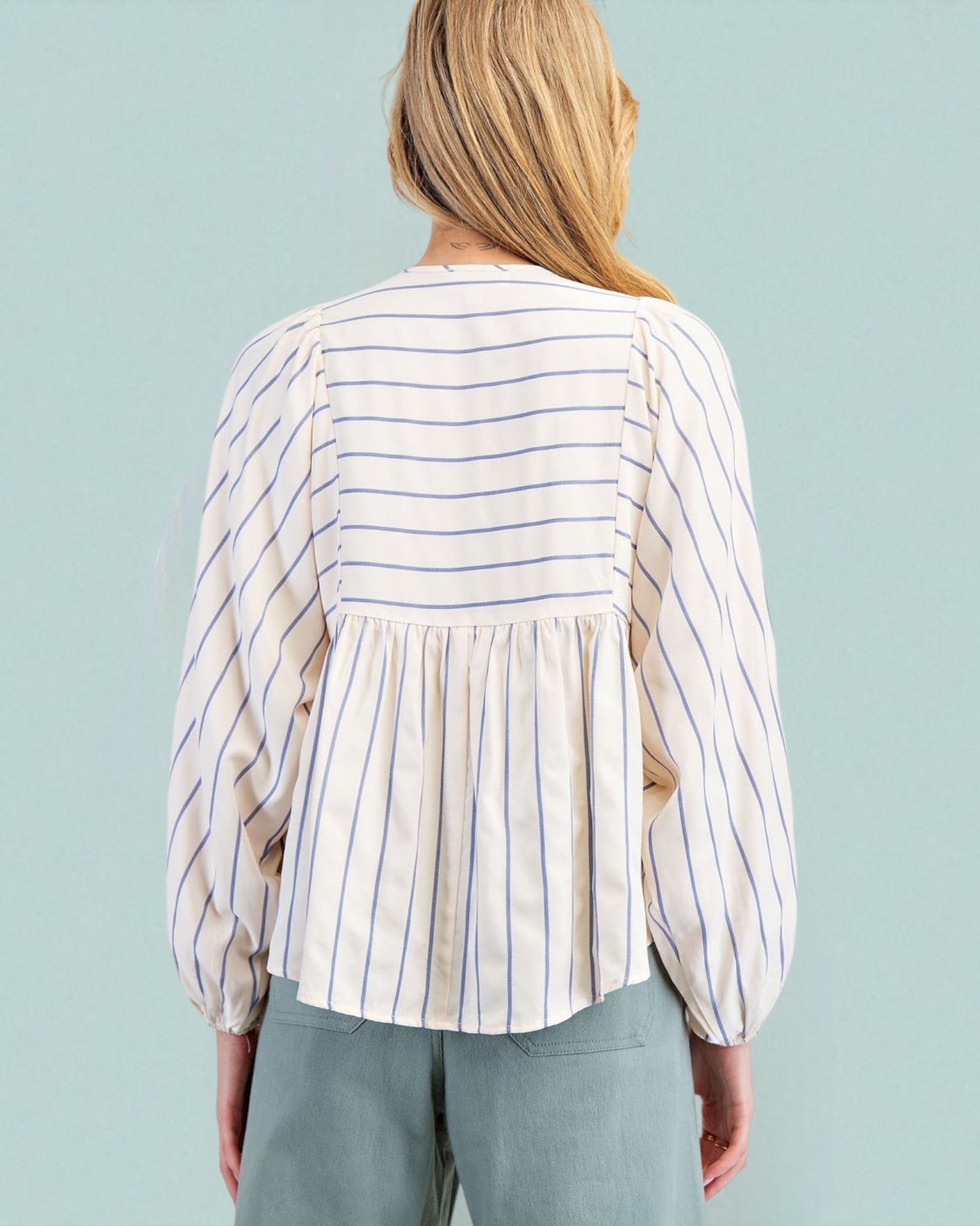 ‘Run to Me’ Top