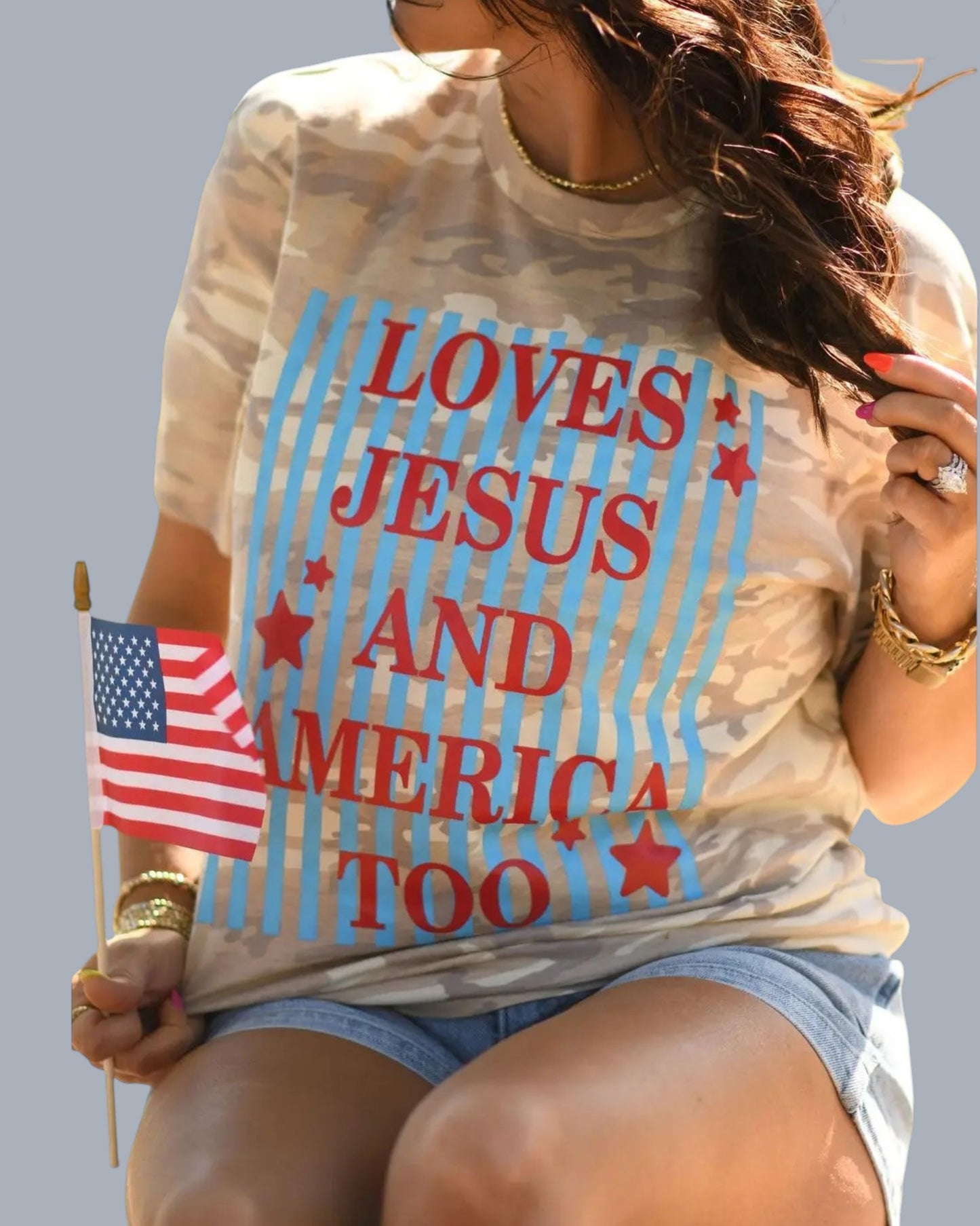 'Loves Jesus' Graphic Tee