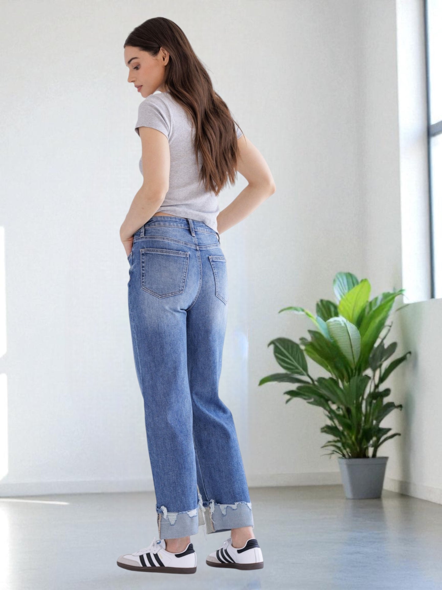 'Atlantic Breeze' Cuffed Jeans