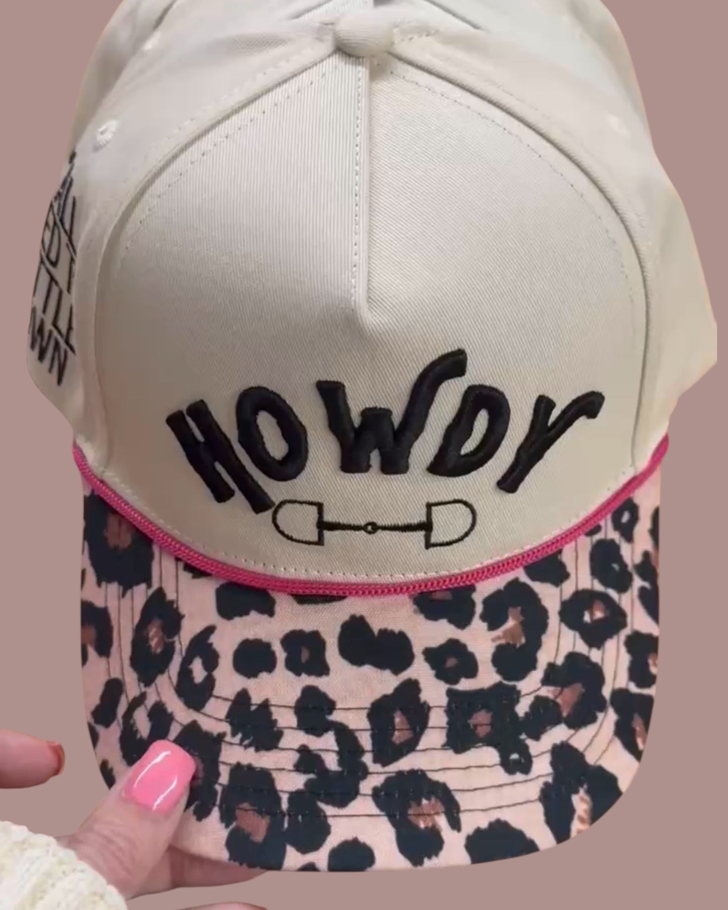‘Howdy’ Cap